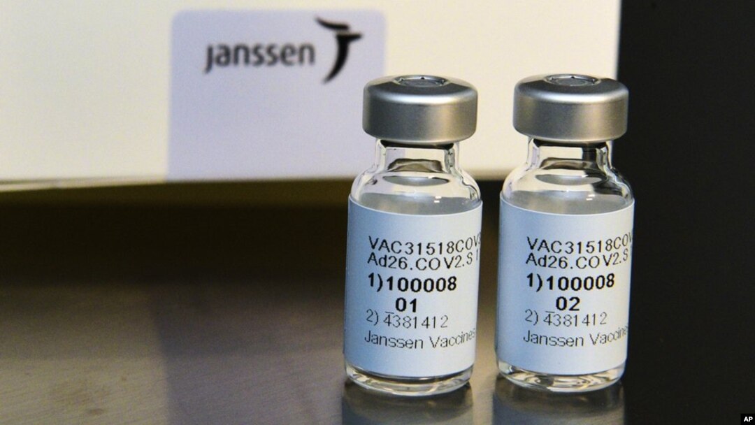 ARHIVA - Vakcina kompanije Džonson i Džonson (Foto: AP/Cheryl Gerber/Johnson & Johnson)