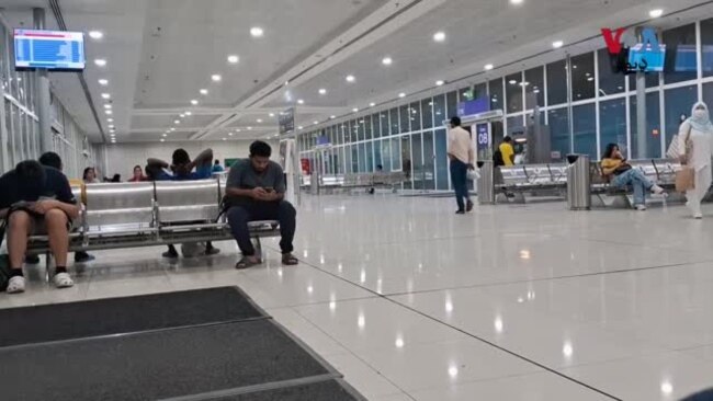 
ټرېول اېجنټان: متحده عرب اماراتو ته د وېزېټ یا د سېل ویزې اوس د کار په ويزه کې نه شي بدلېدلی
