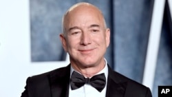 Jeff Bezos 200 milyar dolar servetiyle yine listenin bir numarası