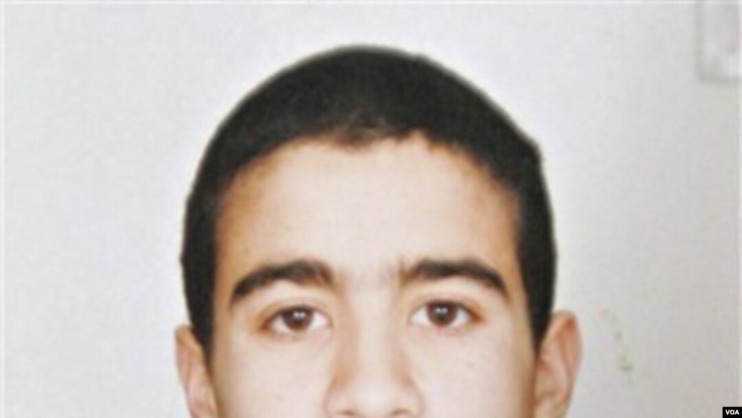Foto dokumentasi Omar Khadr tahun 2002, sebelum ditahan di Guantanamo, saat berusia 15 tahun.