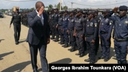 La police ivoirienne est mobilisée pour contrer l'insécurité à Abidjan, le 8 juin 2017. (VOA/Georges Ibrahim Tounkara)