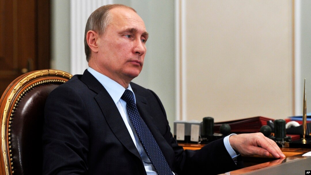 Presiden Rusia Vladimir Putin menjelaskan alasan di balik keputusannya menjual S-300 ke Iran (foto: dok).