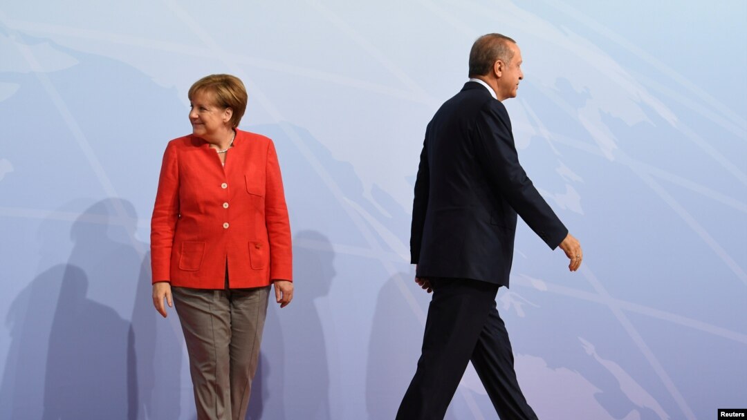 Germaniya va Turkiya rahbarlari Gamburgdagi Katta Yigirmalik sammitida, 7-iyul, 2017-yil
