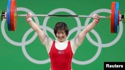 브라질 리우올림픽에 출전한 북한 역도팀 림정심이 지난 13일 여자 75kg 경기에서 북한의 이번 대회 첫 금메달을 목에 걸었다.