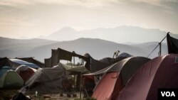 Humanitarna akcija za izbeglice u Idomeniju posustaje. (Fotografija: Džon Ovens/Glas Amerike)