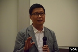 香港中文大學社會學系副教授陳健民。（美國之音湯惠芸攝）