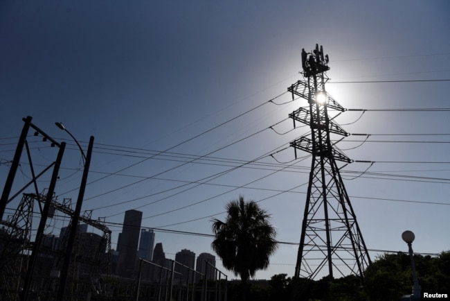 FILE - A general view of electric lines as demand for power surges during a period of hot weather in Houston, Texas, U.S. June 27, 2023. (REUTERS/Callaghan O’Hare/File Photo)