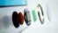 El botón del iPhone conocido como "Home" posee un sensor para identificar la huella dactilar de su dueño, evitando que una persona no autorizada lo utilice.