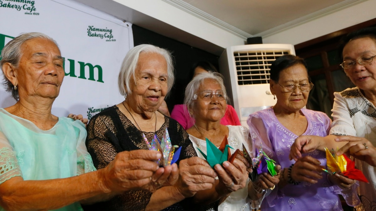 Philippine Comfort Women Demand Justice Ahead of Japanese Imperial Visit photo
