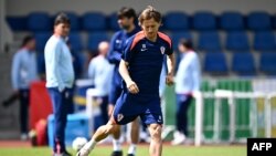 Croatia's midfielder #10 Luka Modric attends a MD-1 training session at the team's base camp in Neuruppin on June 23, 2024, on the eve of their UEFA Euro 2024 football match against Italy.