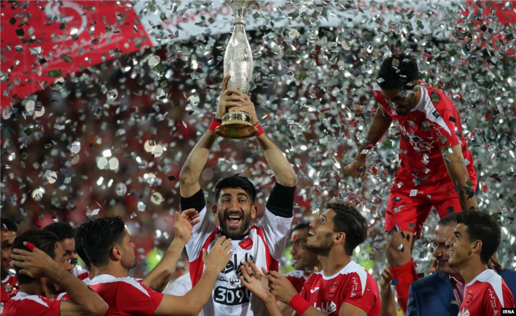 پرسپولیس فاتح سوپرجام فوتبال باشگاه های ایران عکس: احسان نادری پور