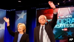 Hillary Clinton y Bernie Sanders participan de un cabildo abierto el miércoles y debatirán el jueves en New Hampshire.