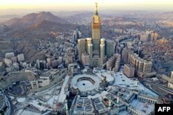 Pemerintah Saudi belum memberikan kepastian apakah ibadah Haji tahun ini akan diadakan, mengingat pandemi Covid-19 yang masih berlanjut.