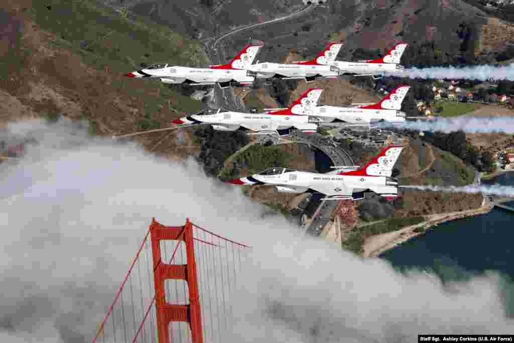 The Air Force Air Demonstration Squadron Thunderbirds Delta flies over the Golden Gate Bridge, California, Sept. 24, 2018. The Thunderbirds were returning from the California Capital City Air Show to Nellis Air Force Base.