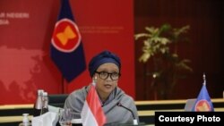 Menteri Luar Negeri Indonesia Retno Marsudi dalam pertemuan informal para menteri luar negeri ASEAN Ministerial Meeting (AMM) secara virtual, Rabu, 24 Juni 2020. (Foto: Kementerian Luar Negeri RI)