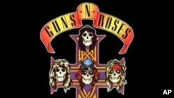 Guns N' Roses vendió 18 millones de copias de su primer album "Appetite for Destruction", y fueron ingresados al Salón de la Fama del Rock and Roll en 2012.