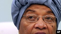 Libéria: Tubman procura apoios para enfrentar a presidente Sirleaf