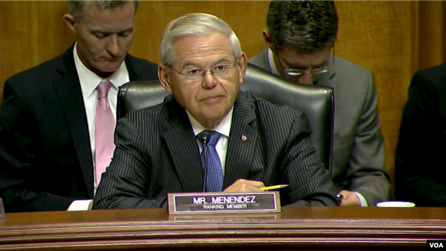 资料照：参议院外交委员会首席民主党议员梅嫩德斯（Sen. Bob Menendez, D-NJ）