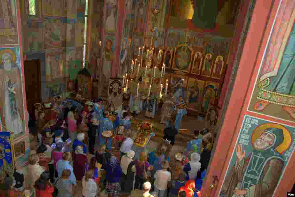 Пятая годовщина объединения церквей.