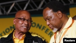 President Zuma speaks with Deputy President Motlanthe at start of 53rd National Conference of ruling ANC in Bloemfontein, December 16, 2012.