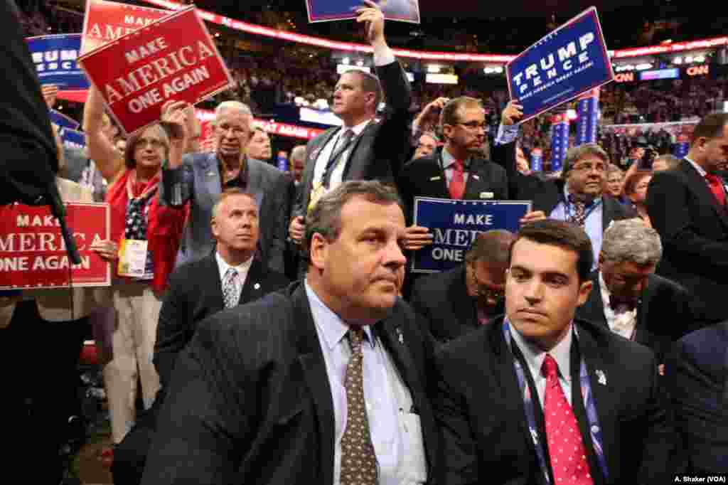 Gubernur New Jersey Chris Christie pada hari terakhir Konvensi Nasional Partai Republik di Cleveland, Ohio (21/7).