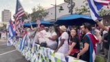 Кубинцы Калифорнии протестуют