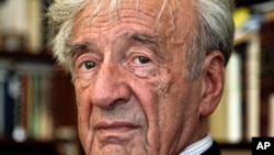 Elie Wiesel, penyintas holocaust dan pemenang Nobel Perdamaian, meninggal dunia dalam usia 87 tahun (foto: dok).