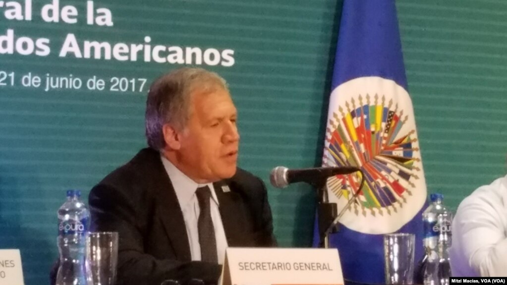 El secretario general de la OEA, Luis Almagro, inauguró la 47 Asamblea General en Cancún, México, el lunes, 19 de junio de 2017.