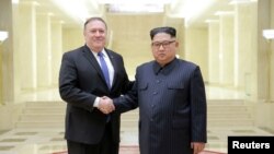 2018年5月9日，美國國務卿蓬佩奧在平壤和北韓領導人金正恩會面。