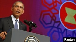 바락 오바마 미국 대통령이 지난해 11월 말레이시아에서 열린 아세안 졍상회의에서 발언하고 있다. (자료사진)