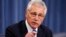 El secretario de Defensa, Chuck Hagel, habla en una conferencia de prensa en el Pentágono, sobre la seguridad en el Astillero Naval.