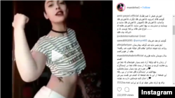 Selegram Iran, Maedeh Hojabri, tampak dalam sebuah video yang diunggah, menampilkan dirinya sedang menari. Seorang sumber mengatakan kepada VOA Bahasa Persia bahwa pihak berwenang Iran menangkap Hojabri sekitar sebulan lalu karena dianggap melanggar norma-norma di negara Islam tersebut.