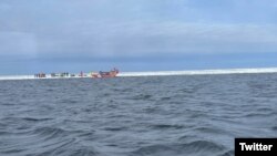 Obalska straža Viskonsina spasava ljude sa sante leda
