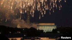 Independence Day fireworks light the sky over Washington, July 4, 2013. 