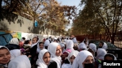 Perempuan dan anak perempuan Afghanistan tidak lagi menikmati hak-hak sipil, politik, ekonomi, sosial, dan budaya sejak Taliban menguasai negara itu, menurut pelapor HAM PBB (foto: dok). 