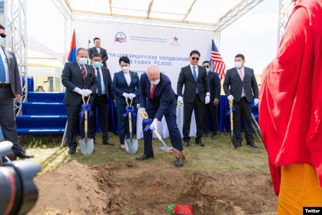 U.S. Ambassador Michael Klecheski is seen at the groundbreaking for a water purification system to ensure Ulaanbaatar has enough water to support Mongolia’s growing population, industries, and needs, Aug. 20, 2021. (Twitter @USAmbMongolia)