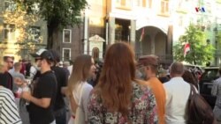 Մարդիկ հավաքվել են Կիևում Բելառուսի դեսպանատան առջև՝ ի հիշատակ բելառուս այլախոհ Վիտալի Շիշովի