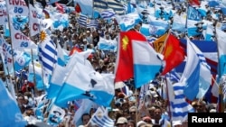 Tras confirmarse la victoria de la oposición en las elecciones presidenciales de Uruguay, comienza este lunes 2 de diciembre de 2019 la transición. 