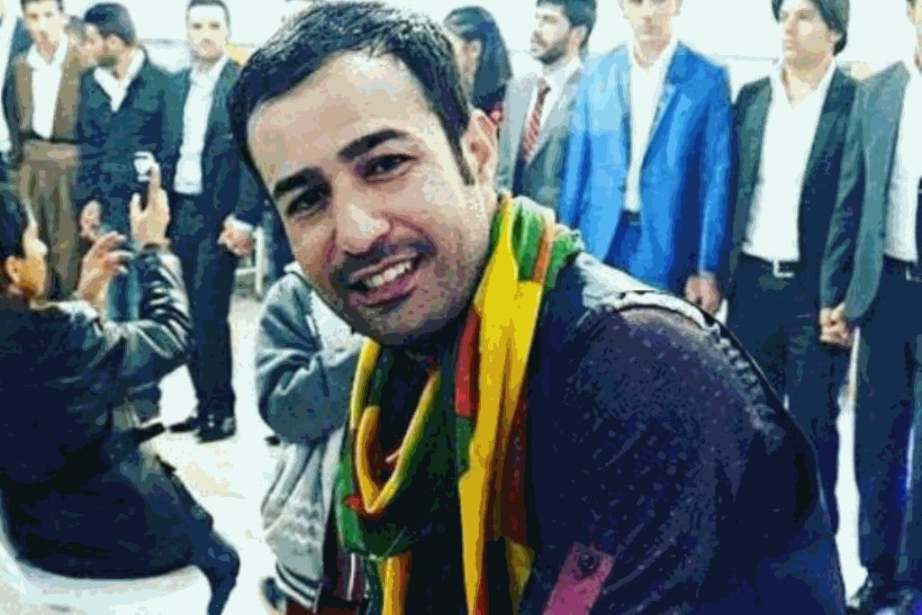 یک مقام سازمان عفو بین‌الملل اجرای حکم شلاق «پیمان میرزا زاده»، خواننده کرد اهل ارومیه را محکوم کرد و گفت او یک زندانی عقیدتی است که فقط بخاطر استفاده از حق آزادی بیان‌اش زندانی شده است و مقامات ایران باید او را فورا و بدون قید و شرط آزاد کنند.