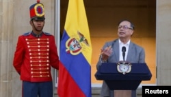 El presidente de Colombia, Gustavo Petro, habla durante un acto simbólico de presentación del proyecto de reforma de salud en la Casa de Nariño en Bogotá, Colombia, 13 de febrero de 2023.