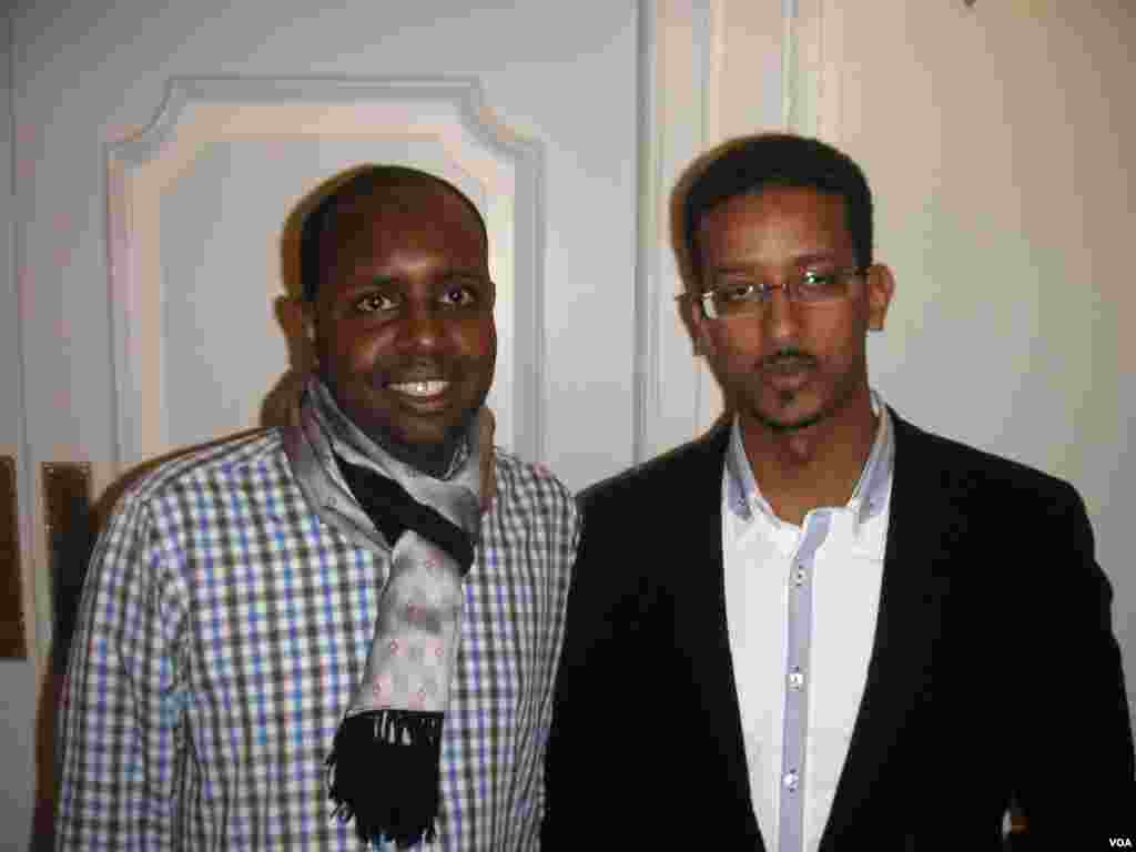 Dadwaynaha ka soo qeyb galay barnaamijka VOA ee London