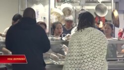 Bữa cơm cho người vô gia cư tại Mỹ