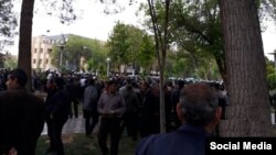 تجمع کشاورزان اصفهانی و حضور یگان ویژه پلیس