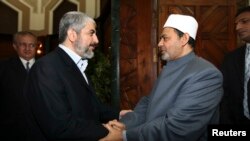 Sheikh Ahmad Al Tayeb a dama yana shan hannu da shugaban Hamas