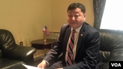 욘돈 오트곤바야르 워싱턴주재 몽골대사가 9일 VOA와 인터뷰했다.
