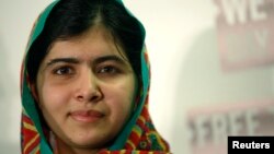 Malala Yousafzai bị nhóm Taliban ở Pakistan bắn trọng thương hồi năm 2012 vì những nỗ lực của cô ủng hộ giáo dục cho phụ nữ và trẻ em gái.
