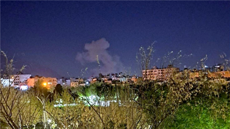 گزارش‌های گسترده از وقوع انفجارهای متعدد و پرواز جنگنده‌ها در شهرهای مختلف ایران