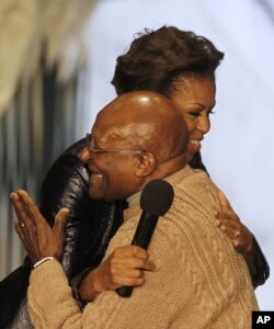 Michelle Obama et Desmond Tutu