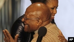 Michelle Obama et Desmond Tutu