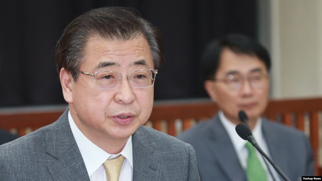 서훈(왼쪽) 한국 청와대 국가안보실장 (자료사진)
